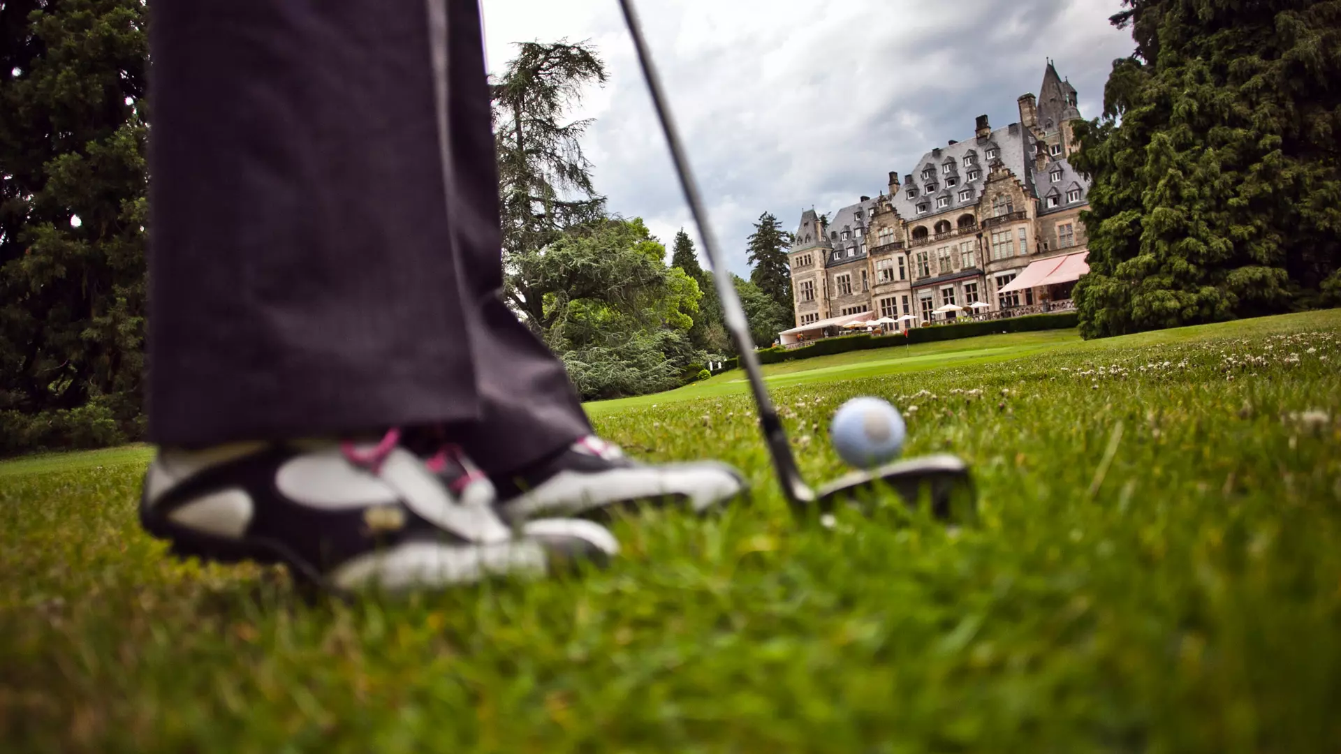 Bezvremenski luksuz u zidinama dvoraca