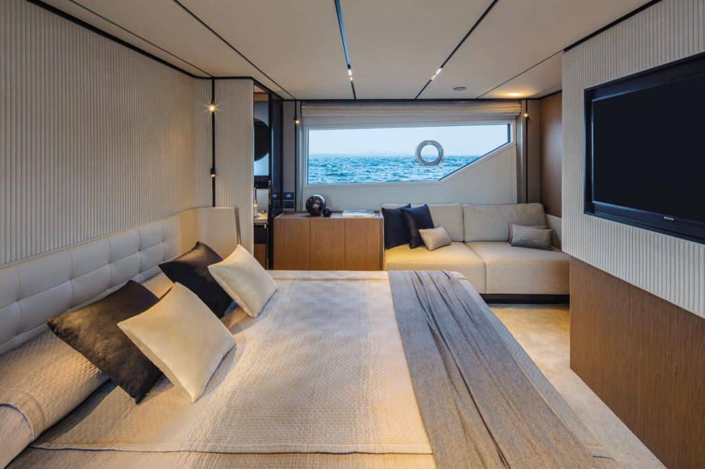 Ferretti Yachts 720 04