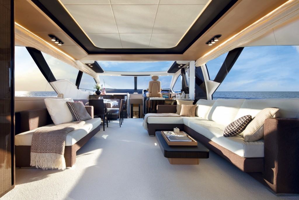 Azimut 77S salon