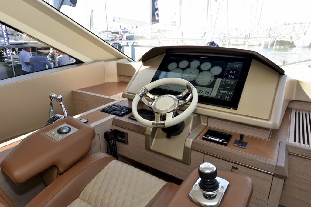 Monte Carlo 6 - Helm Position