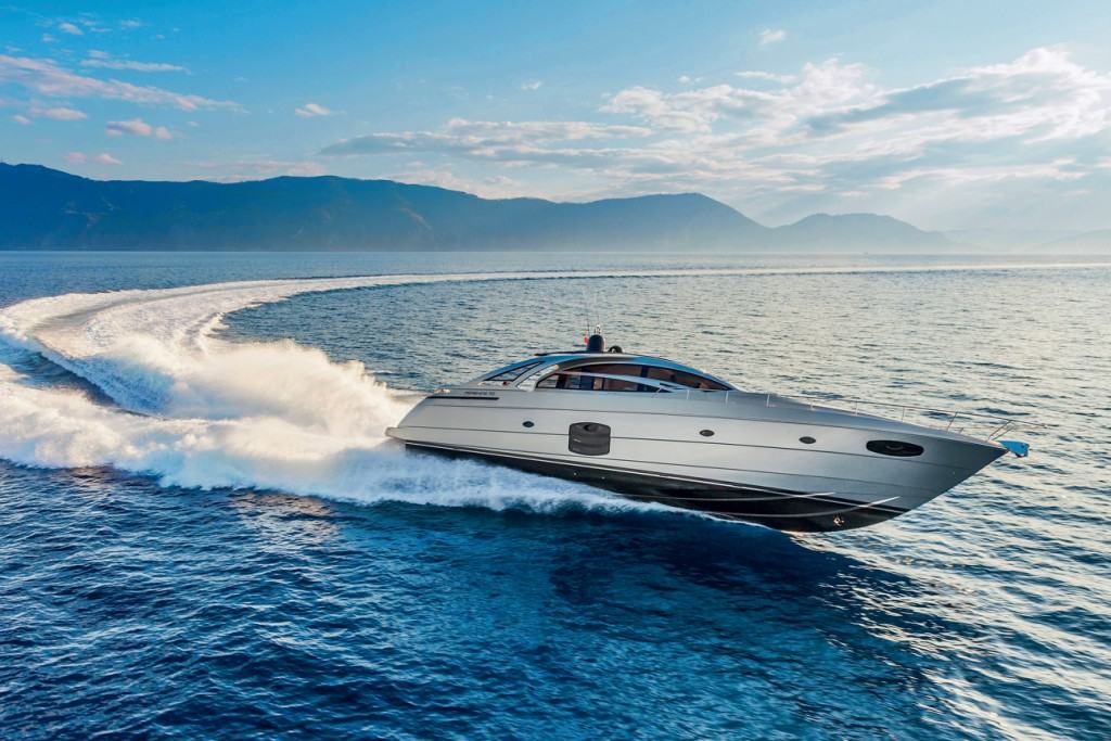 Pershing 70