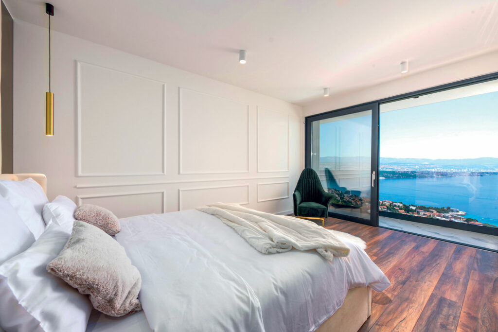 luksuzna vila na obali s pogledom na more opatija