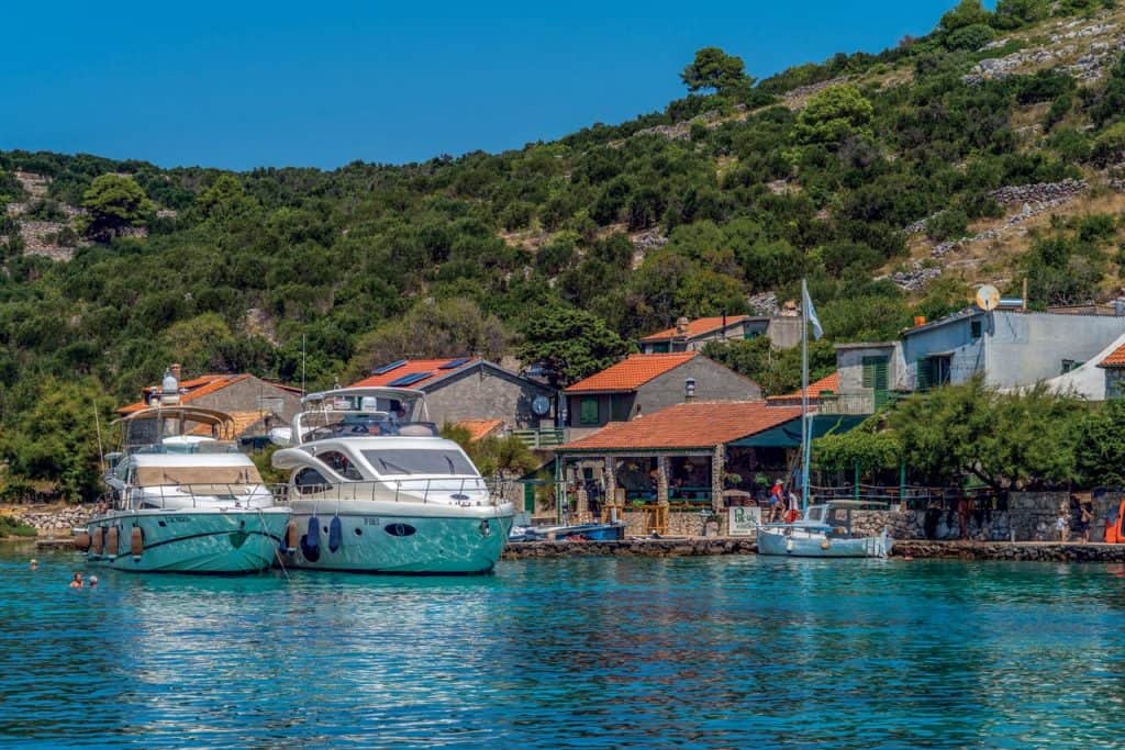 restorani na kornatima Vela Smokvica 