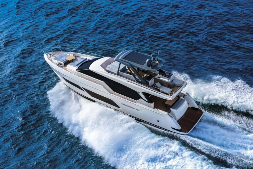 Ferretti 720