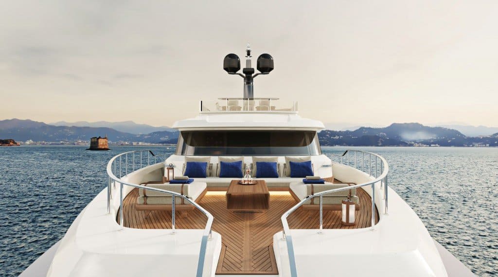 Custom Line Navetta 30 Front View 07