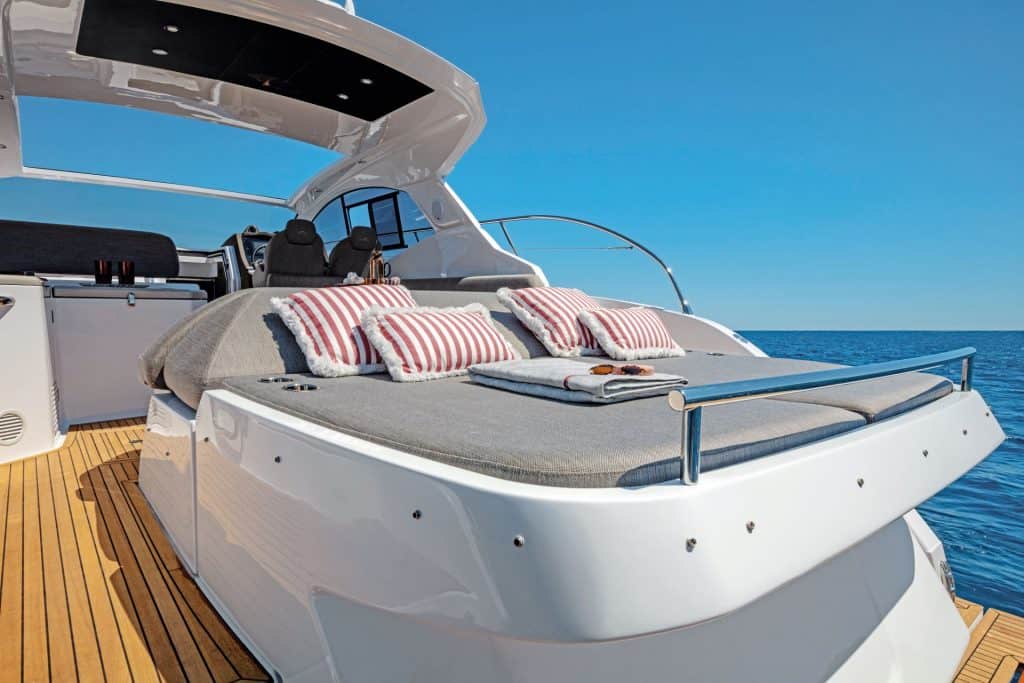 Azimut Aft Platform 01