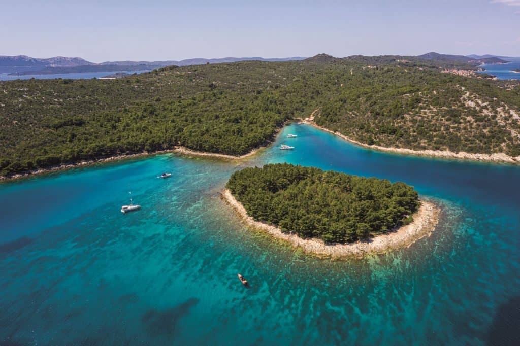 Veli Vodenjak Cove 01