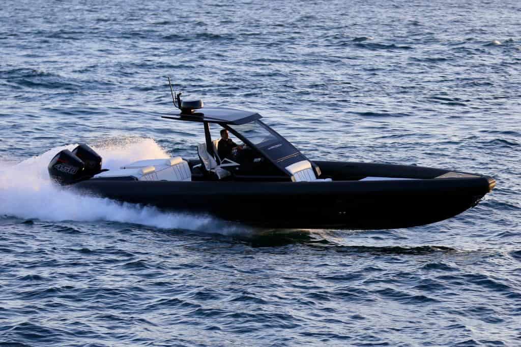 Technohull 38 Gumenjak 01