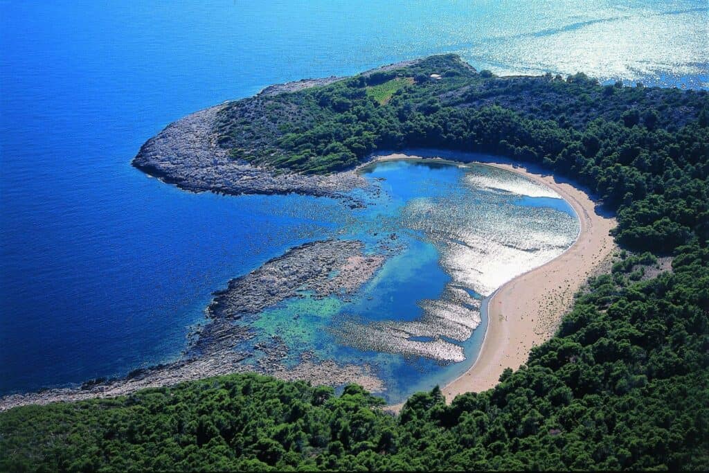 Ovo je fotografija Plaza Limuni otok Mljet