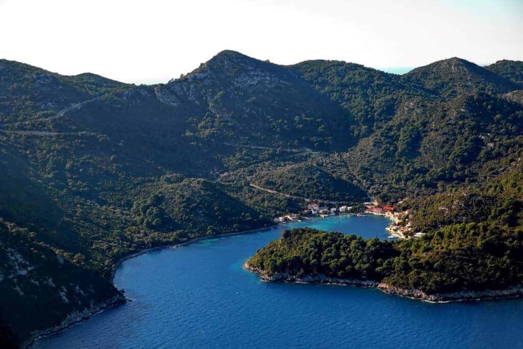 Ovo je fotografija Uvala Okuklje otok Mljet