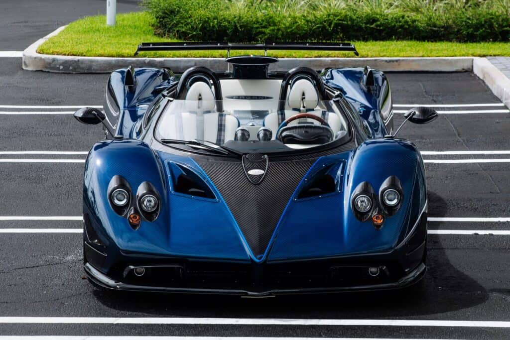 Ovo je fotografija Pagani Zonda HP Barchetta