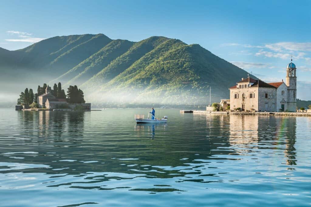 Otočići Gospa od Škrpjela i Sveti Đorđe 