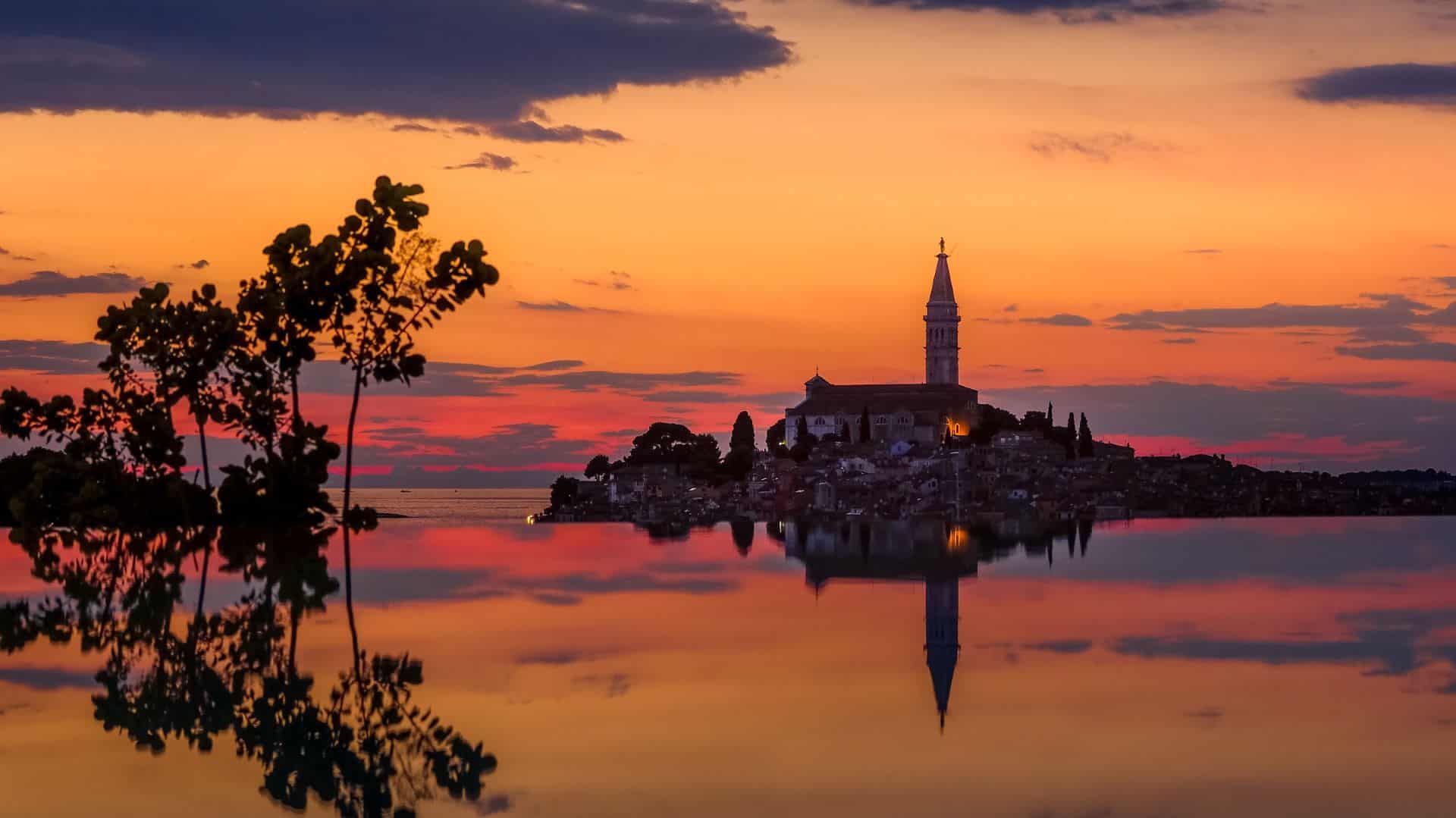 Ovo je fotografija grad Rovinj