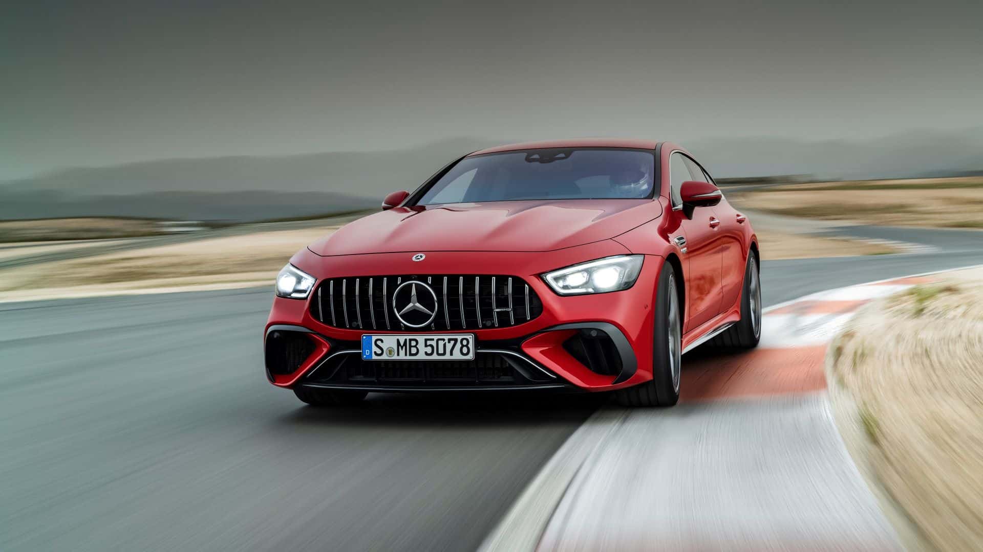 Ovo je fotografija Mercedes-AMG GT 63 S E PERFORMANCE