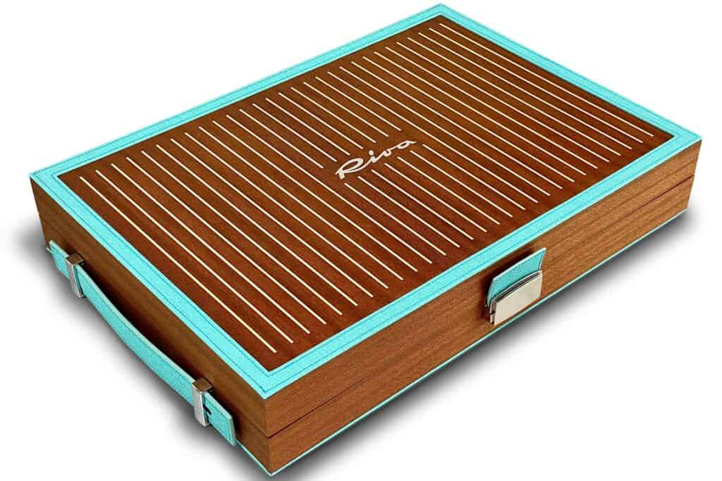 Ovo je fotografija Riva Backgammon