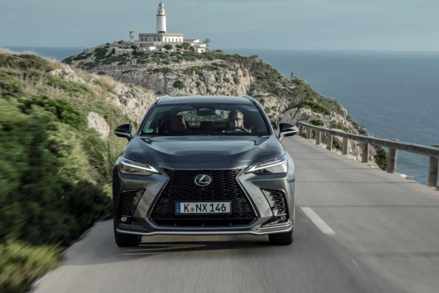 lexus SUV NX 450h+