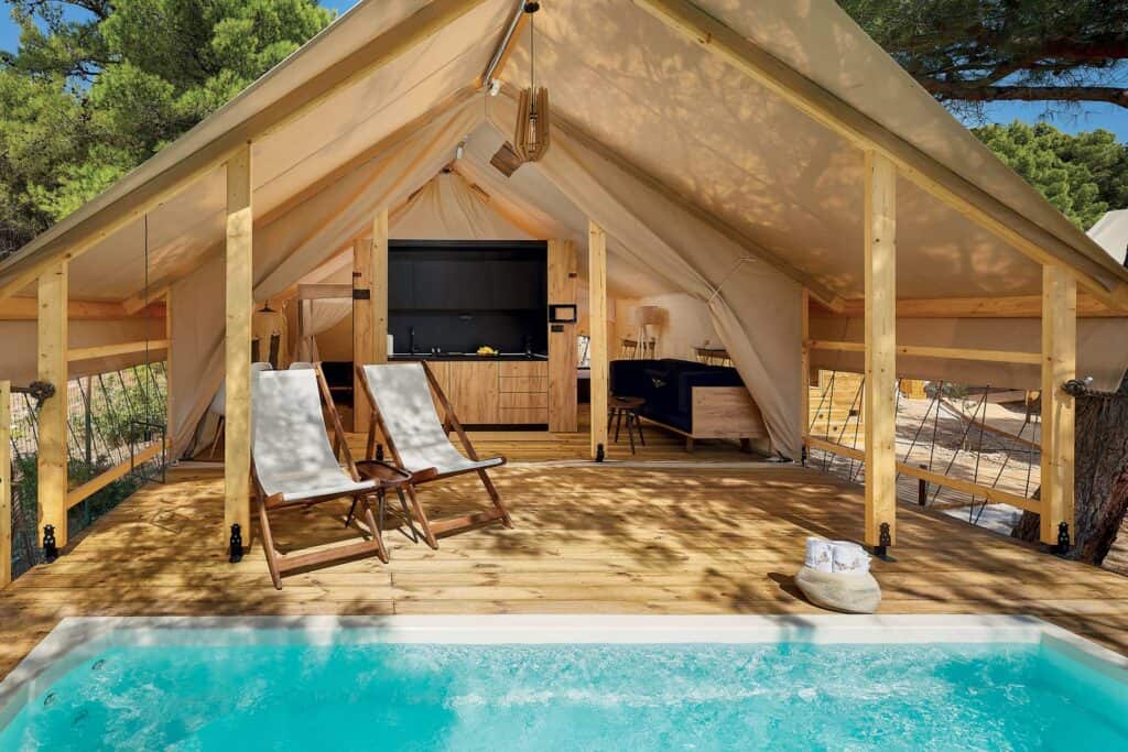 glamping otok brac