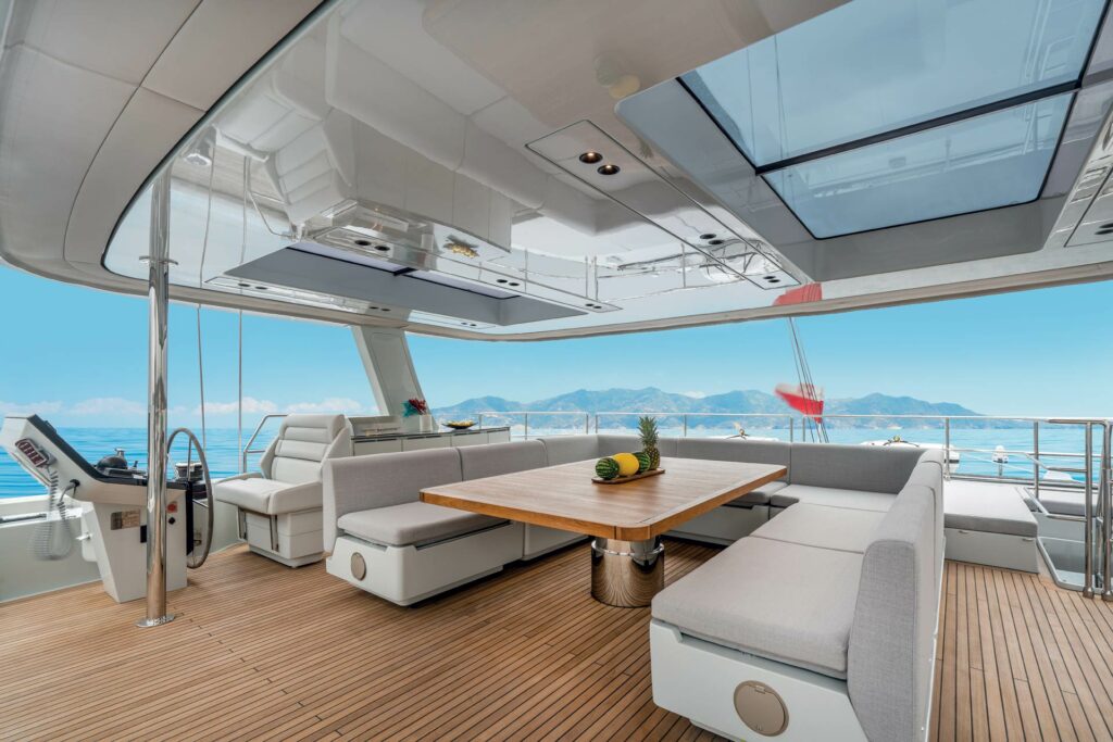 sunreef 70 flybridge