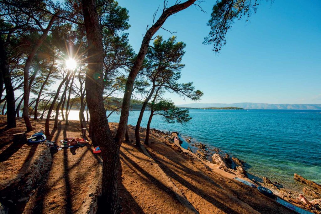 plaže jelsa i okolni otočići