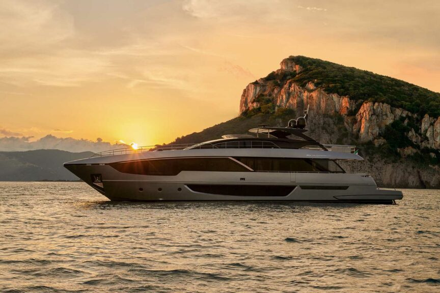 riva 102 corsaro super profil