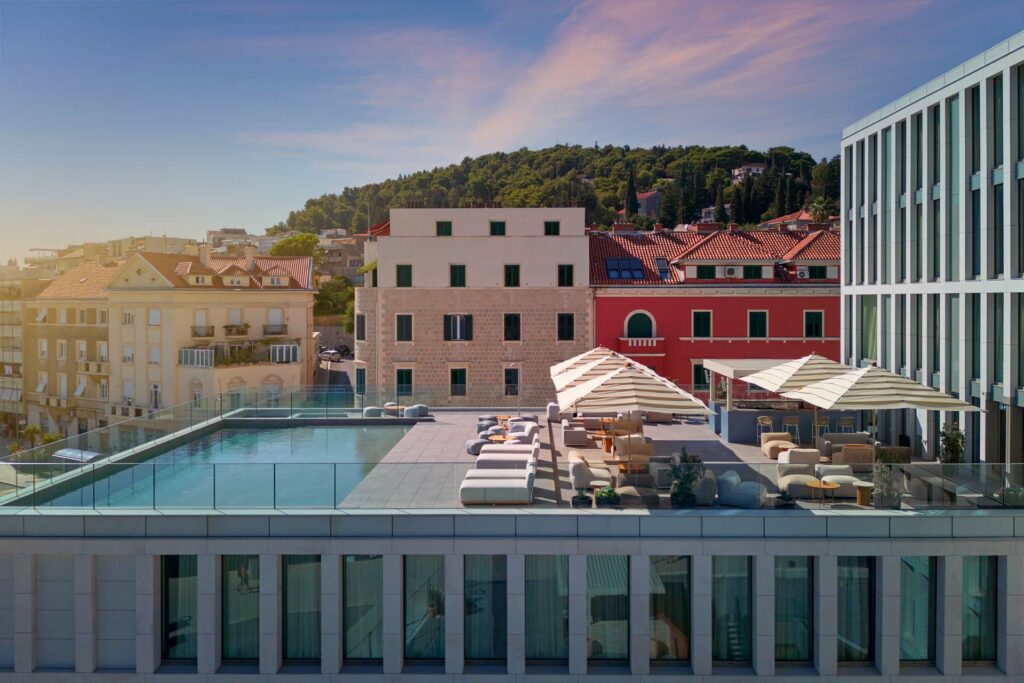 hotel ambasador split