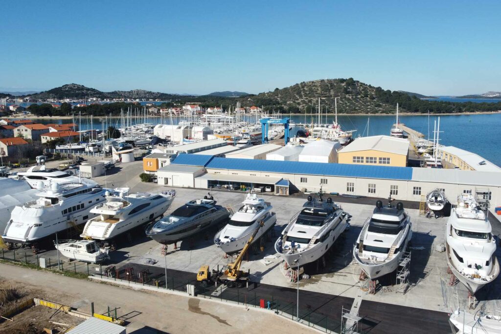 brodogradilište i marina betina