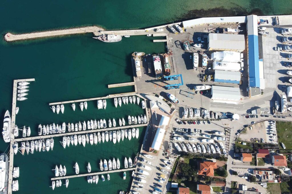 brodogradilište i marina betina