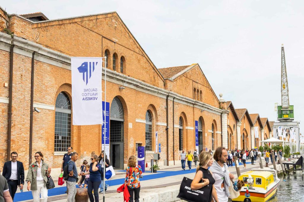 arsenale venice boat show