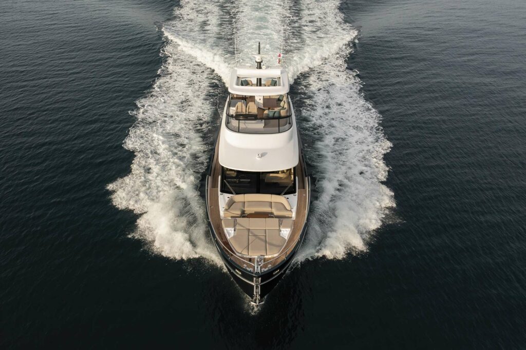 Azimut Magellano 60 u plovidbi