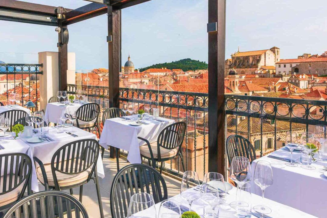 dubronik restoran, pogled na stari grad