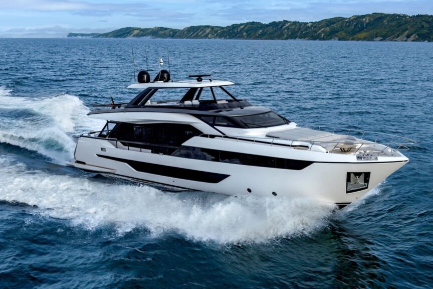 Ferretti Yachts 940 u plovidbi
