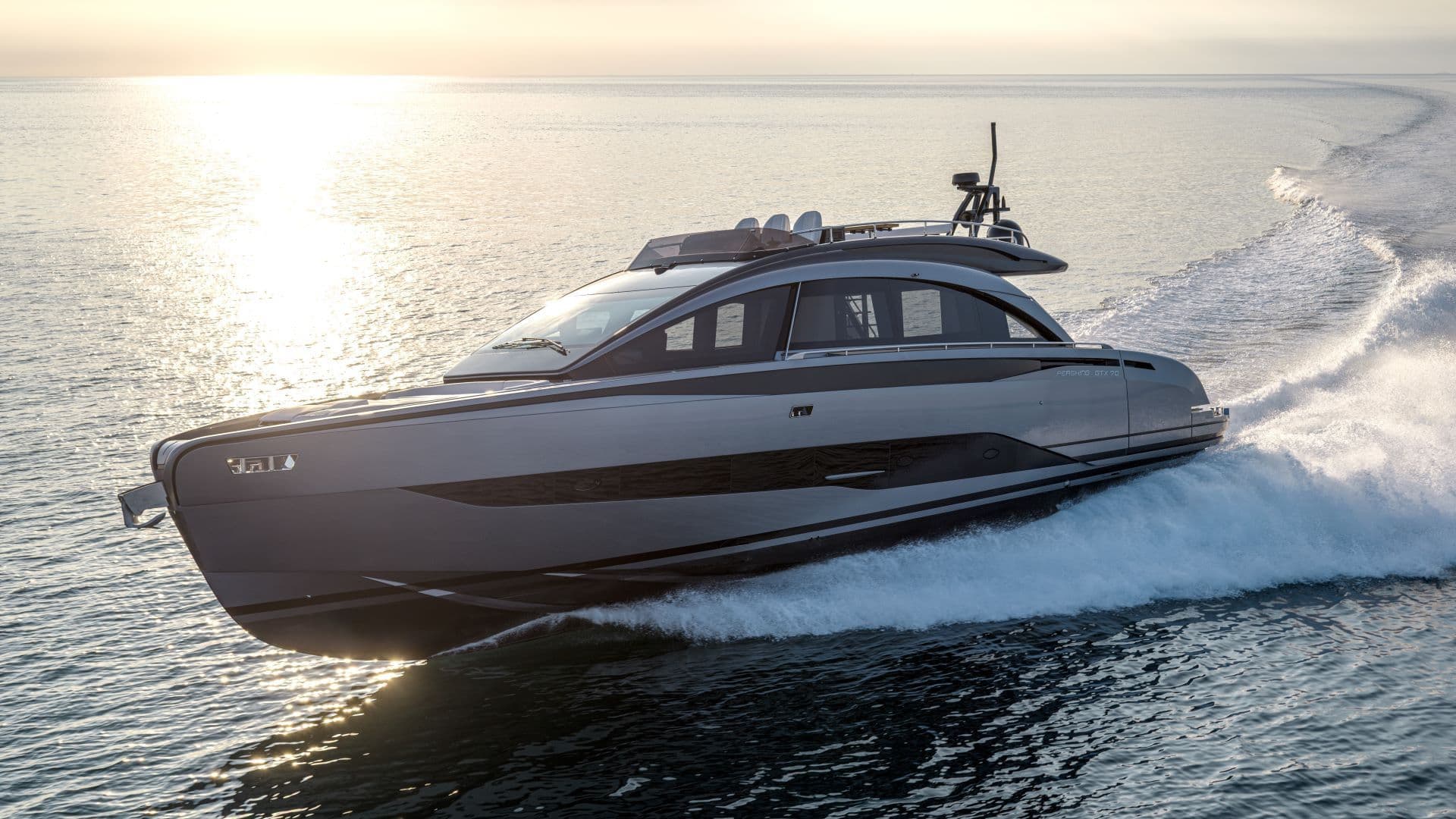 Pershing GTX70 u plovidbi